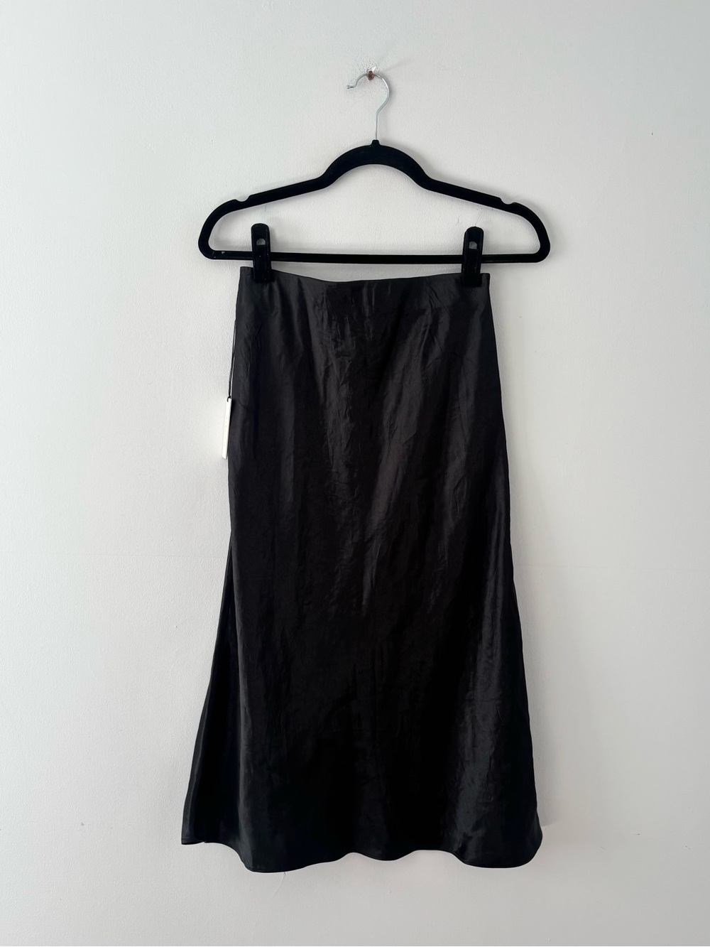 Babaton NWT Slip Satin Midi Skirt Black Bias Cut Elastic Waist Drapey Aritzia